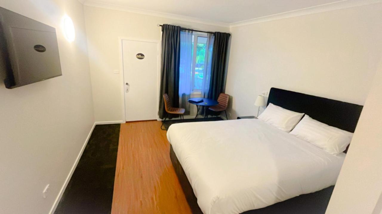 Seven Inn Wagga Wagga Exterior photo