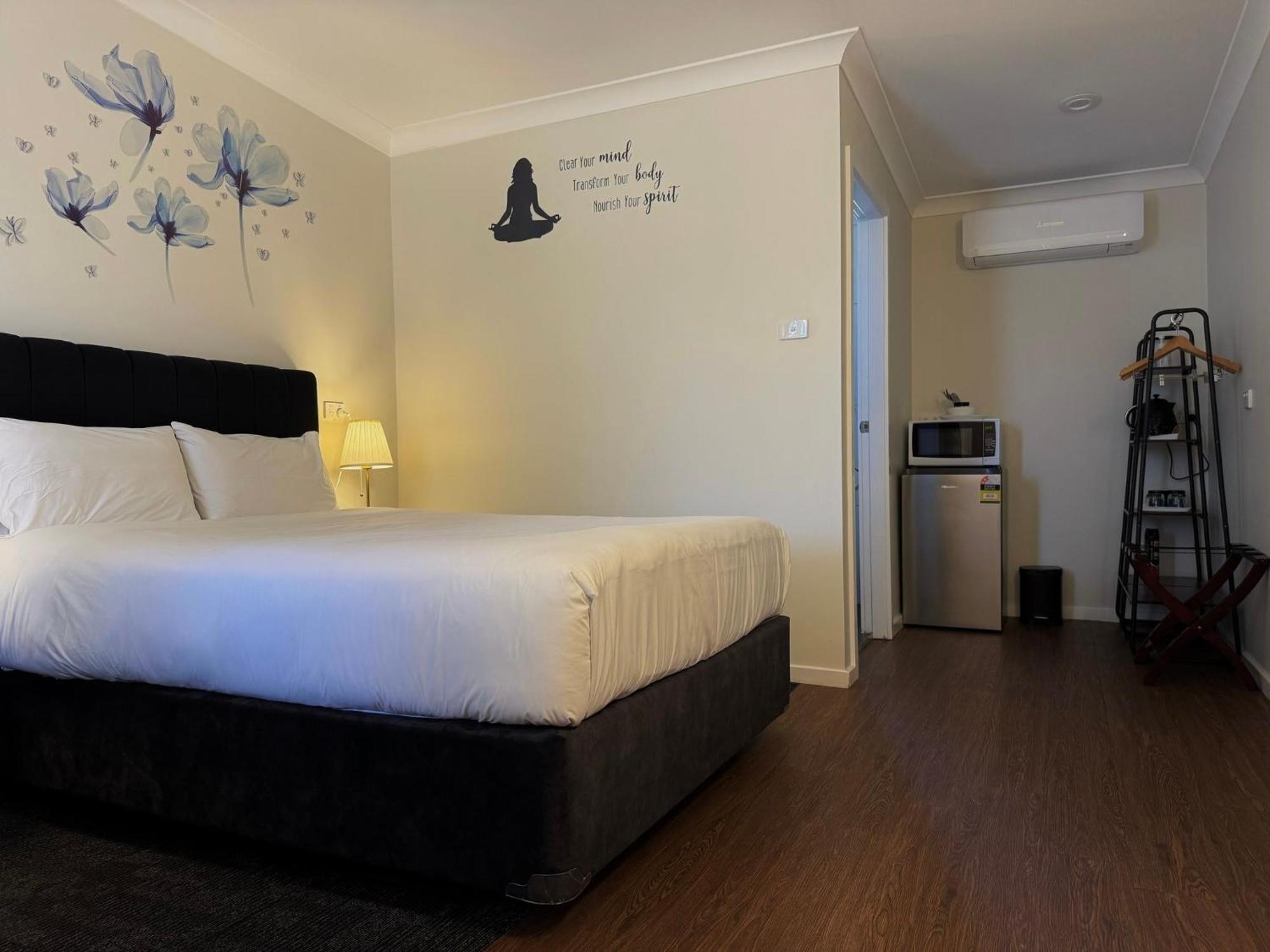 Seven Inn Wagga Wagga Exterior photo